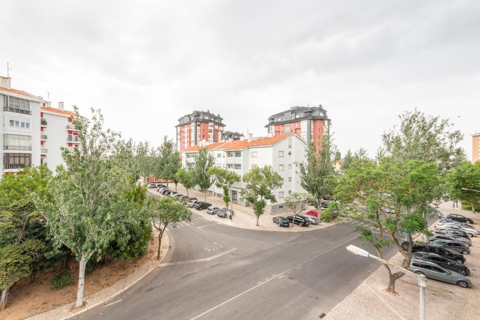 Guestready - Peaceful 1 Bedroom Abode In Эшторил Экстерьер фото